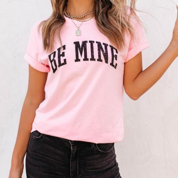 Vici Tops - Be mine vici dolls graphic tee